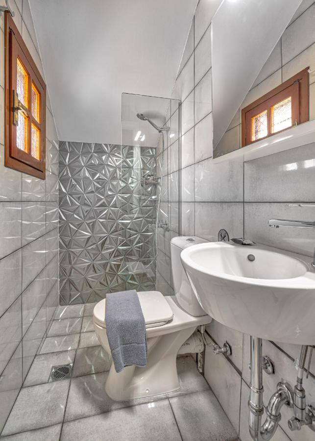 Artemida Apartment